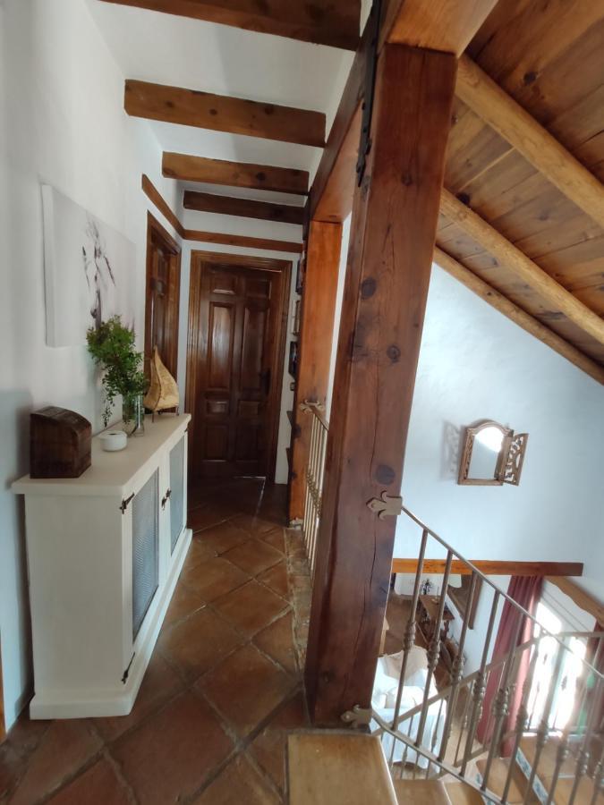 Вилла El Hogar De Lucia Касарес Экстерьер фото